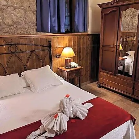 La Victoria 3*