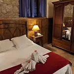 La Victoria 3*